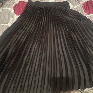 Black accordian skirt